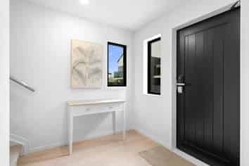 8/13 Arawa Street, New Lynn
