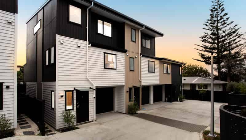 8/13 Arawa Street, New Lynn
