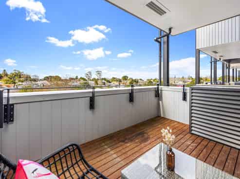 211/1 Kimiora Street, Three Kings