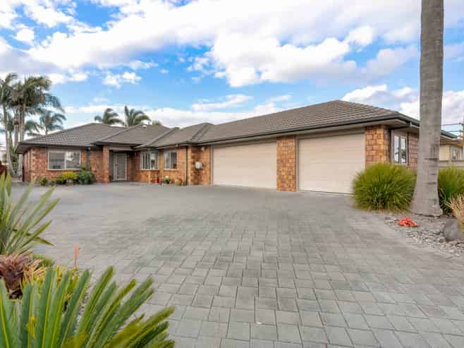 109 Oriental Parade, Papamoa