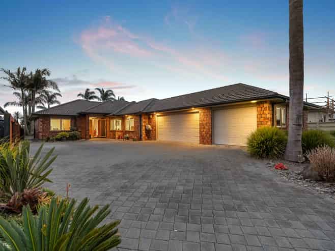 109 Oriental Parade, Papamoa