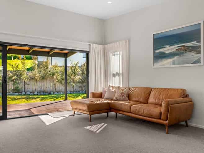 13 Te Whai Street, Mangawhai Heads