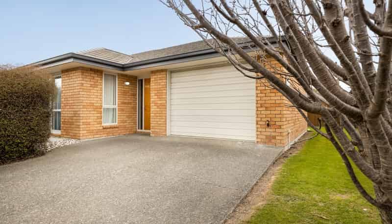 6 Olwyn Place, Blenheim Central
