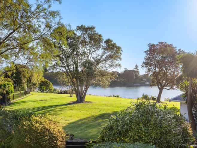 8 Heron Place, Waiuku
