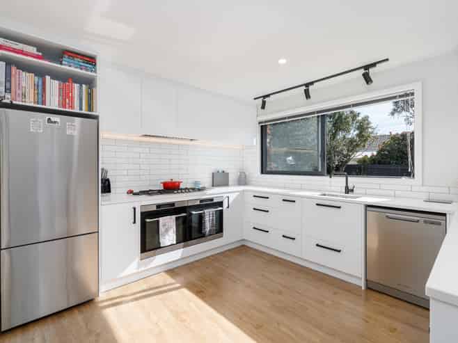 11 Ashbourne Street, Burnside