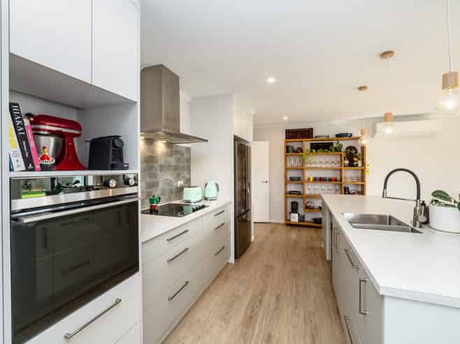 7 Kakariki Crescent, Carterton
