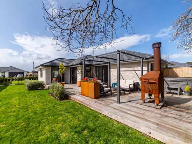 7 Kakariki Crescent, Carterton