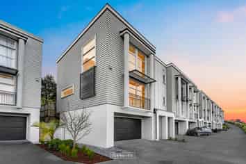38 Magma Crescent, Stonefields