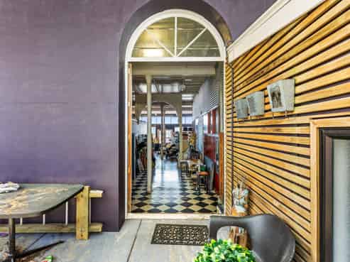 Character and scale – Circa 1910