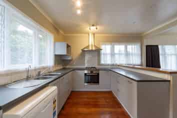 76 Maeroa Road, Maeroa