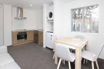 1A/4 Hammond Street, Hamilton Central