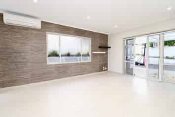 9 Chard Place, Flat Bush