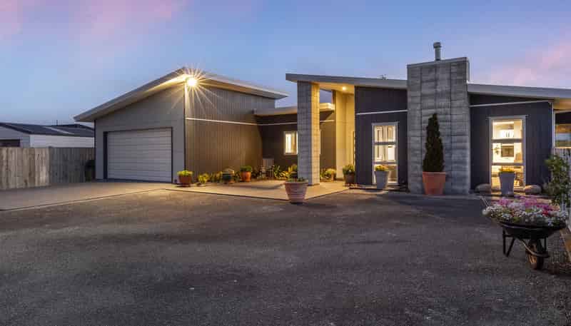 21 Okarito Avenue, LEVIN