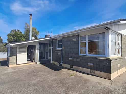 5 Romilly Street, Westport