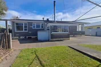 5 Romilly Street, Westport