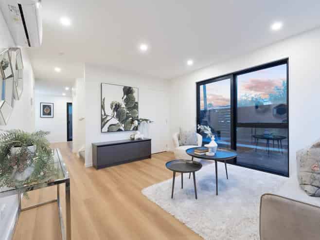 41C & 41D Bodi Place, Te Atatu South