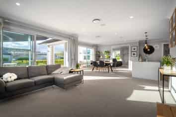 79 Silver Peaks Drive, West Melton