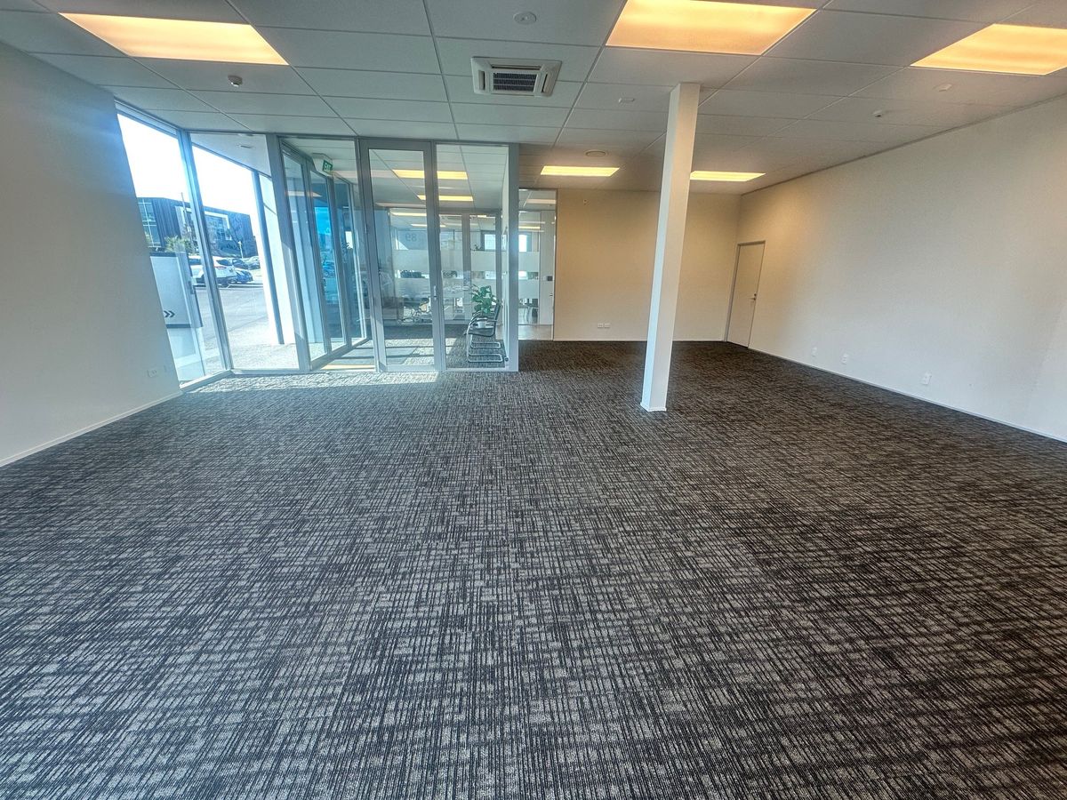 Ground Floor Office With Location - Ansicht 3