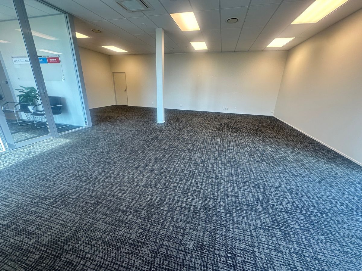 Ground Floor Office With Location - Ansicht 4