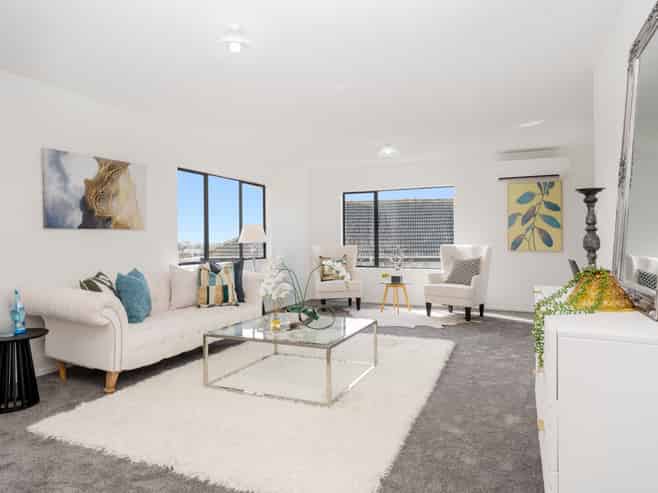 4229 Great North Road, Glendene