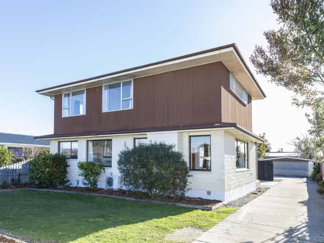 11 and 11A Eglinton Street, Avondale