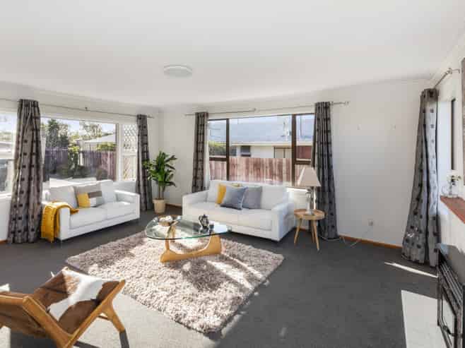 11 and 11A Eglinton Street, Avondale