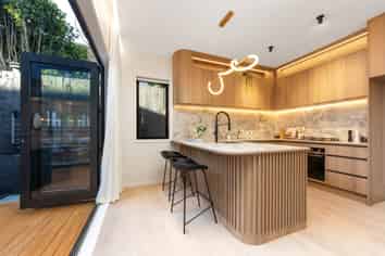 4C Lyford Crescent, Sunnynook