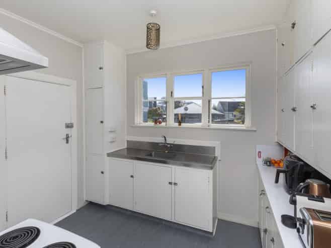 15 Centennial Avenue, Riccarton