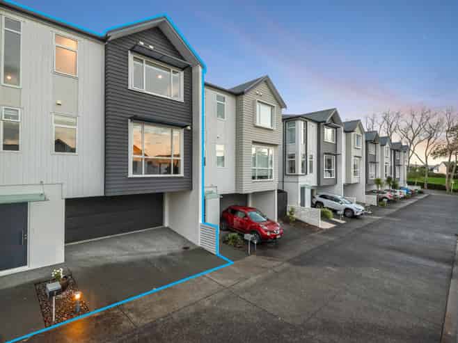 7 Sunview Street, Millwater