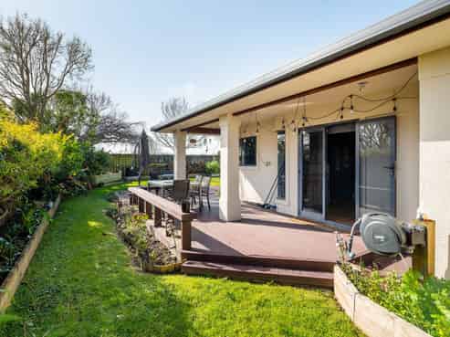14 Leander Place, Flagstaff