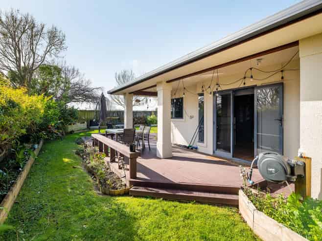 14 Leander Place, Flagstaff