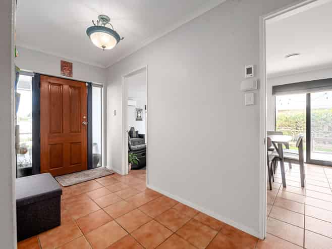 14 Leander Place, Flagstaff