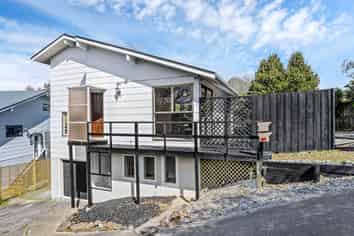 1/10 Heather Place, Sunnynook