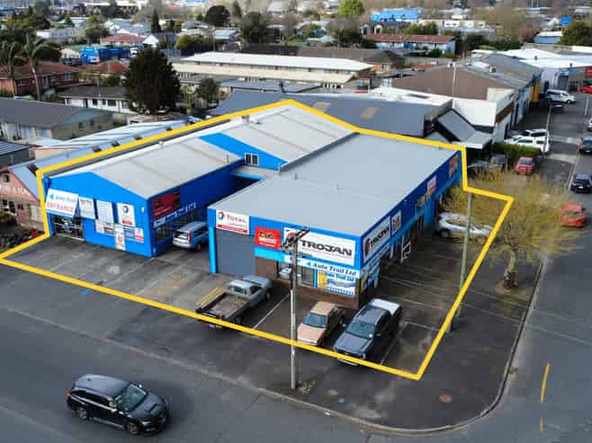 Key Corner Location