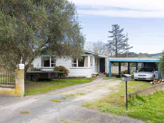 16 Halley Street, Outer Kaiti