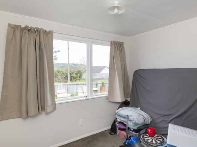 16 Halley Street, Outer Kaiti