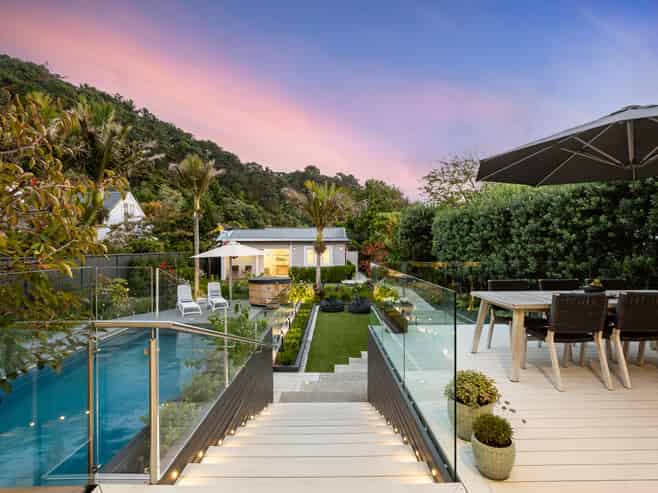 15 Nikau Street, Eastbourne