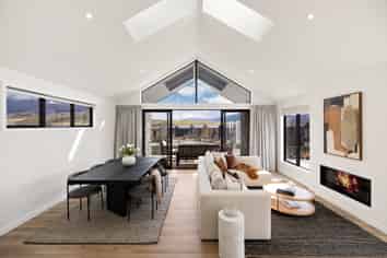 2 Taurus Lane, Jacks Point