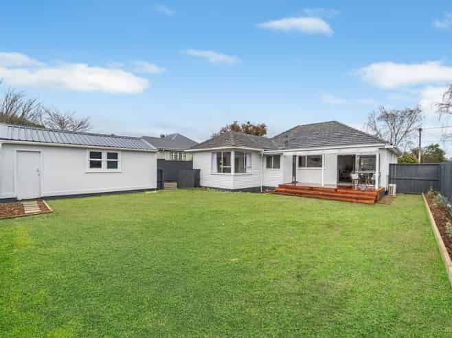 22 Sandford Street, Trentham