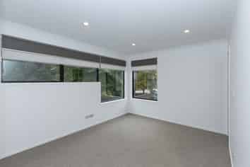 4/1187 Victoria Street, Whitiora