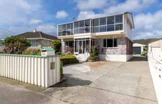 252 Taita Drive, Taita