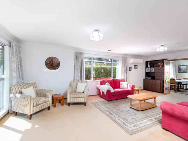 252 Taita Drive, Taita