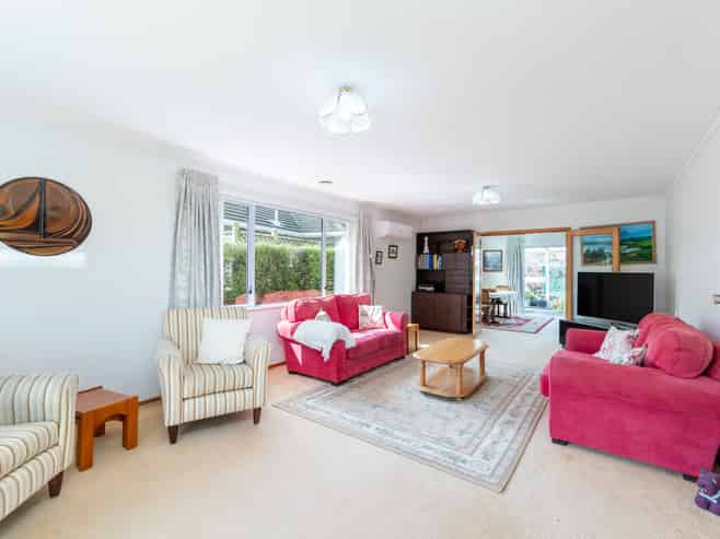 252 Taita Drive, Taita