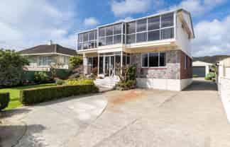 252 Taita Drive, Taita