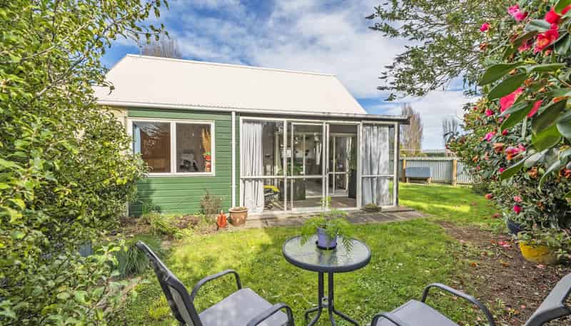1/16 Spring Place, Leeston