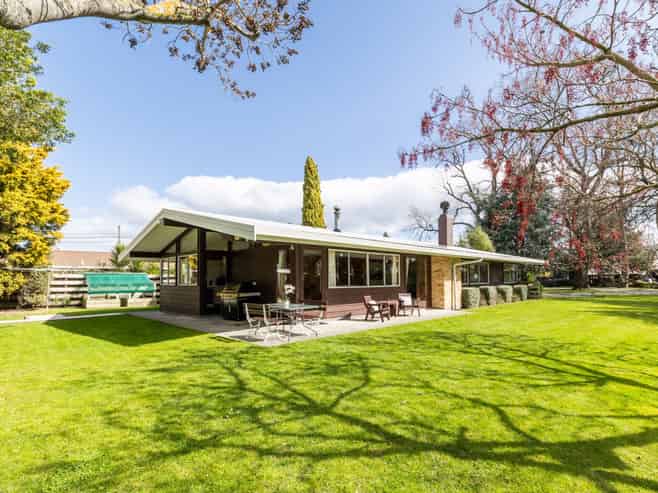 4 Ormond Road, Twyford