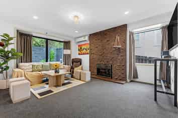 7 Golf Road, New Lynn