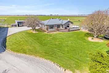 204 Kerrytown Road, Levels