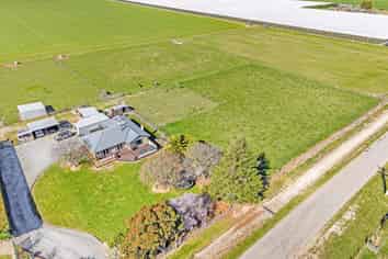 204 Kerrytown Road, Levels