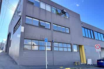 GREY LYNN CREATIVE SHOWROOM / OFFICE
